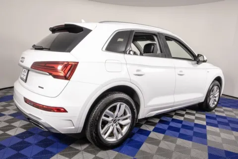 More photos of 2022 Audi Q5 45 S line Premium at Apple Sport Imports, TX