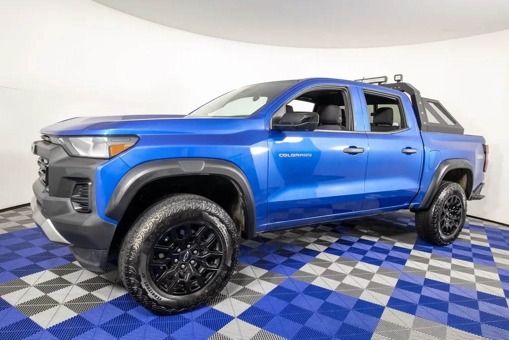 Blue 2023 Chevrolet Colorado Trail Boss for sale in Austin, TX