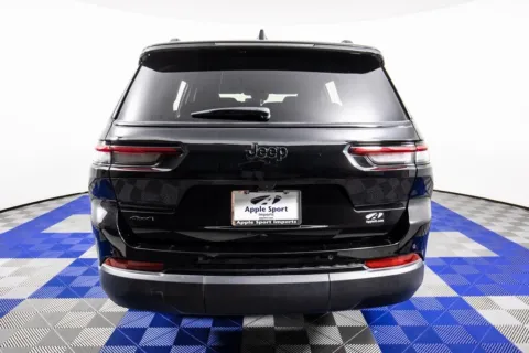 More photos of 2024 Jeep Grand Cherokee L Altitude at Apple Sport Imports, TX