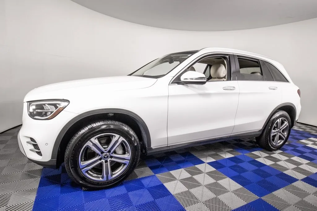 White 2021 Mercedes-Benz GLC 300 for sale in Austin, TX