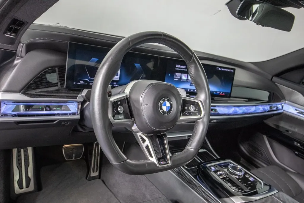 2023 Bmw 740i photo 25