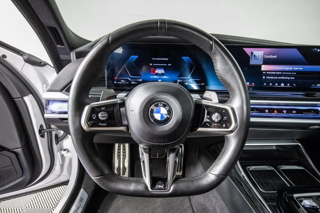 2023 Bmw 740i photo 16