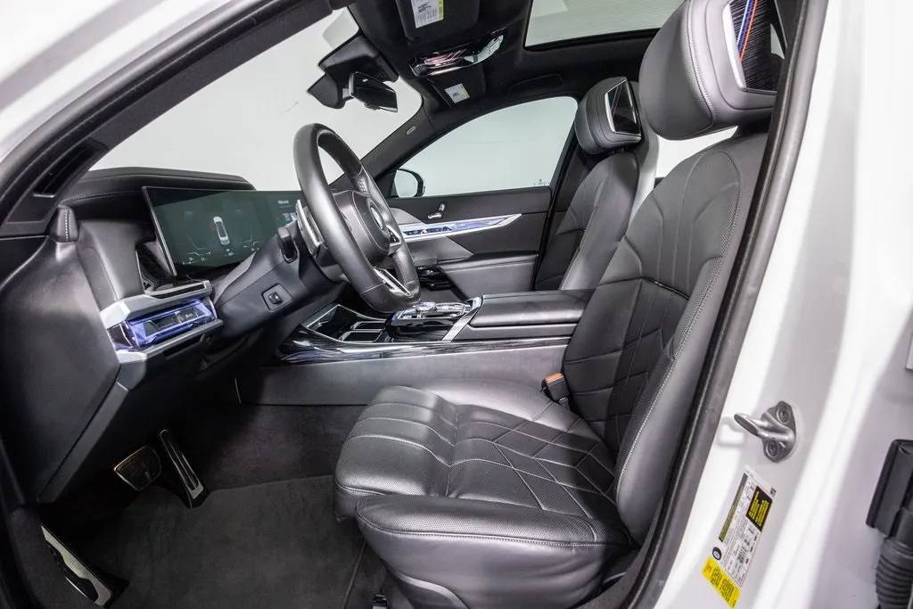 2023 Bmw 740i photo 22