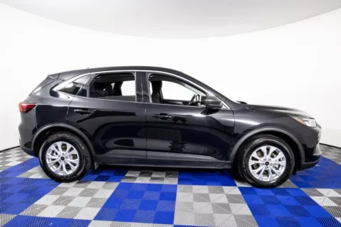 More photos of 2024 Ford Escape Active at Apple Sport Imports, TX