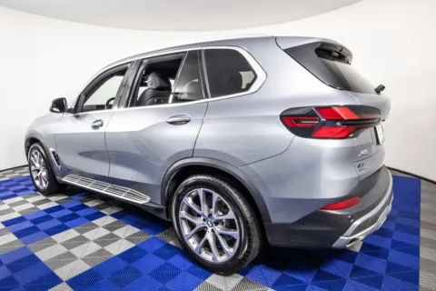 More photos of 2024 BMW X5 sDrive40i at Apple Sport Imports, TX