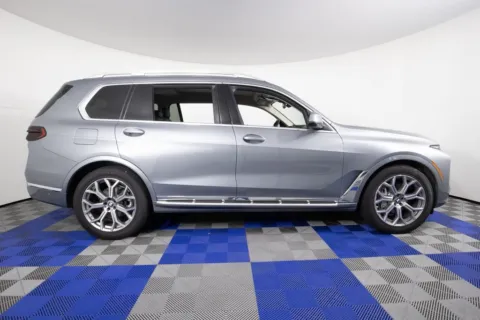 More photos of 2024 BMW X7 xDrive40i at Apple Sport Imports, TX