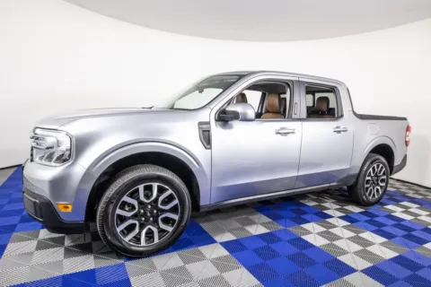 Silver 2023 Ford Maverick Lariat for sale in Austin, TX