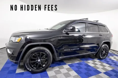 Black 2021 Jeep Grand Cherokee Laredo X for sale in Austin, TX
