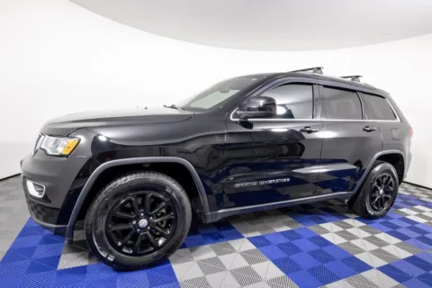Black 2021 Jeep Grand Cherokee Laredo X for sale in Austin, TX
