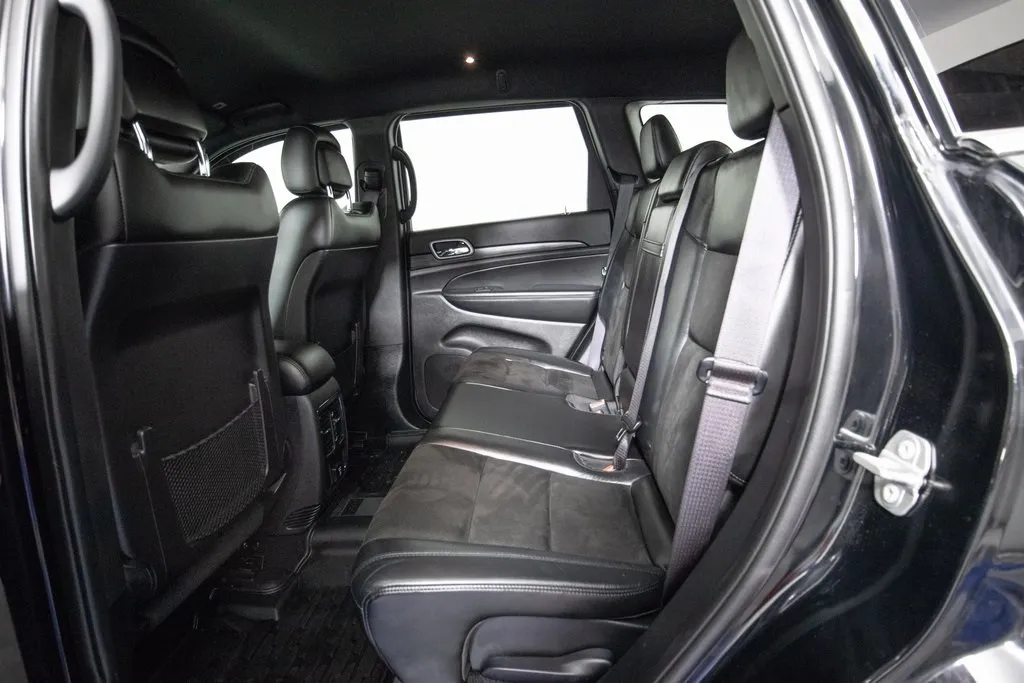 2021 Jeep Grand Cherokee Laredo X photo 13