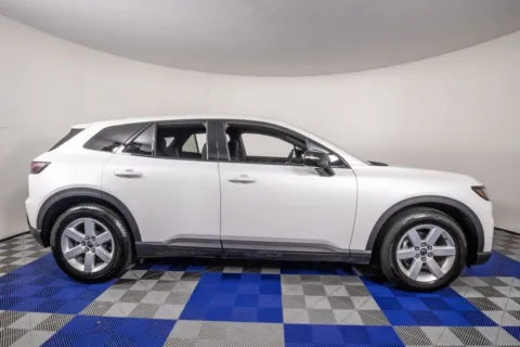 More photos of 2024 Honda Prologue EX at Apple Sport Imports, TX