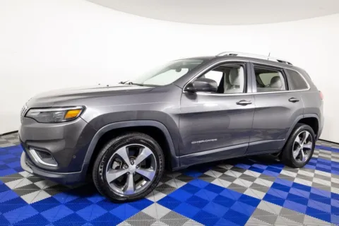 Gray 2019 Jeep Cherokee Limited for sale in Austin, TX
