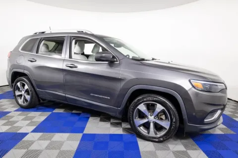 Another view of 2019 Jeep Cherokee Limited for sale in Austin, TX at Apple Sport Imports