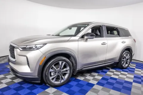 Silver 2023 INFINITI QX60 LUXE for sale in Austin, TX