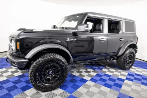 Black 2022 Ford Bronco Wildtrak for sale in Austin, TX