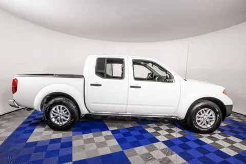 More photos of 2019 Nissan Frontier SV at Apple Sport Imports, TX