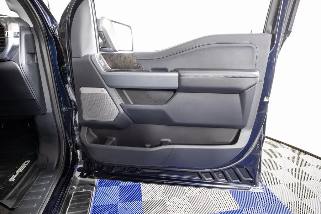 2022 Ford F-150 Lariat photo 15