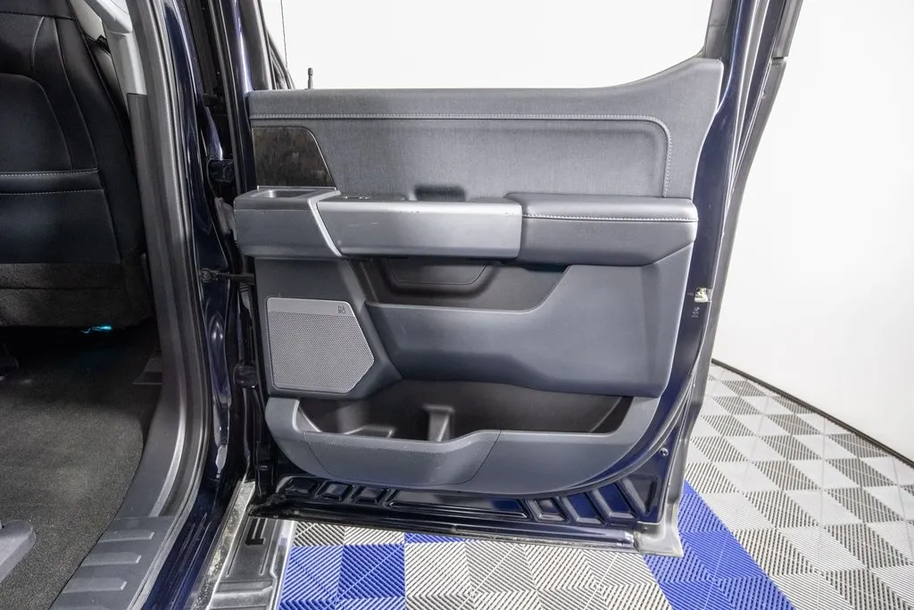 2022 Ford F-150 Lariat photo 25