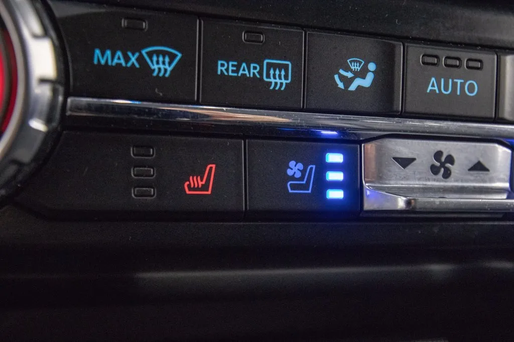 2022 Ford F-150 Lariat photo 29