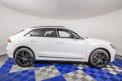 More photos of 2022 Audi Q8 55 Premium Plus at Apple Sport Imports, TX