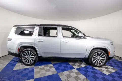 More photos of 2022 Jeep Grand Wagoneer Series II at Apple Sport Imports, TX