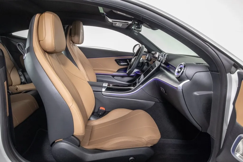 2024 Mercedes Benz CLE 300 4MATIC photo 3