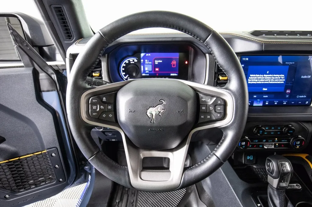 2024 Ford Bronco Badlands photo 6