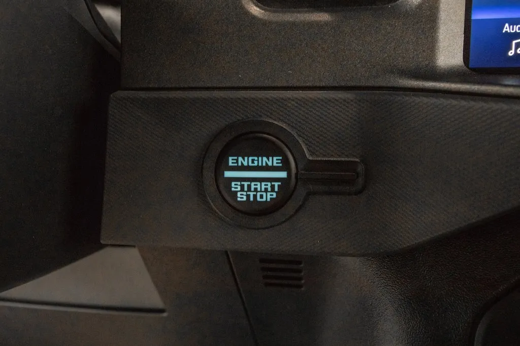 2024 Ford Bronco Badlands photo 8