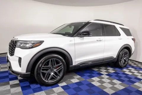 White 2025 Ford Explorer ST-Line for sale in Austin, TX