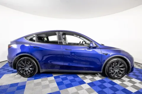 More photos of 2020 Tesla Model Y Long Range at Apple Sport Imports, TX