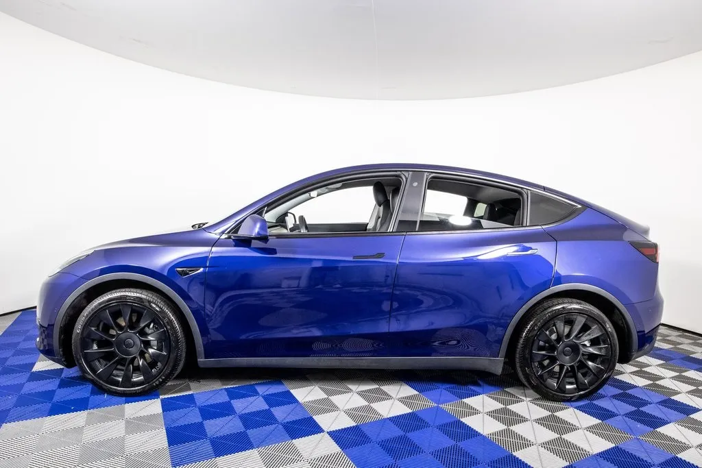 2020 Tesla Model Y Long Range photo 7