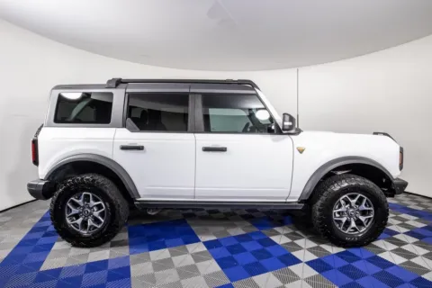 More photos of 2023 Ford Bronco Badlands at Apple Sport Imports, TX