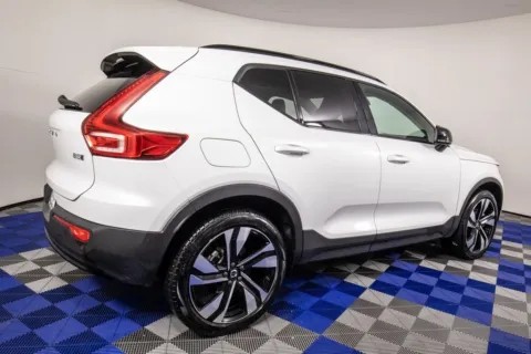 More photos of 2024 Volvo XC40 B5 Plus Dark Theme at Apple Sport Imports, TX
