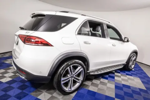 More photos of 2022 Mercedes-Benz GLE 350 at Apple Sport Imports, TX