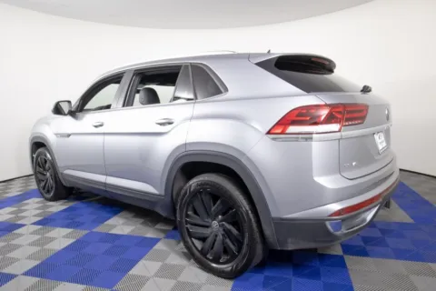 More photos of 2023 Volkswagen Atlas Cross Sport 3.6L V6 SE w/Technology at Apple Sport Imports, TX