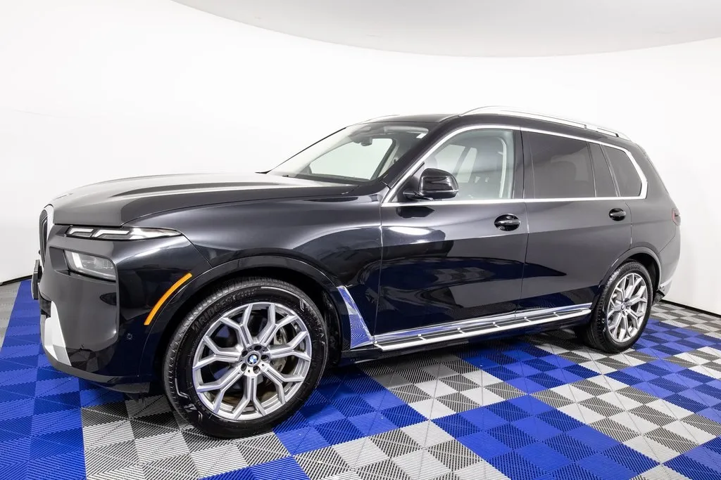 Black 2024 BMW X7 xDrive40i for sale in Austin, TX