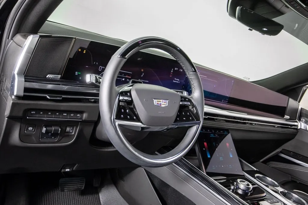 2025 Cadillac Escalade Sport photo 23
