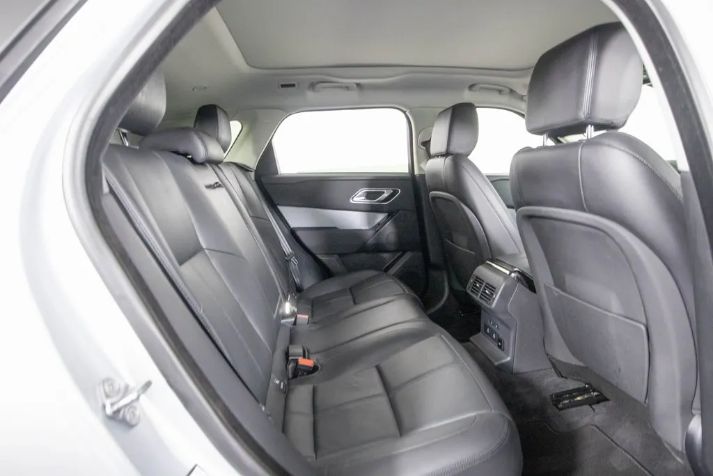 2024 Land Rover Range Rover Velar S photo 16