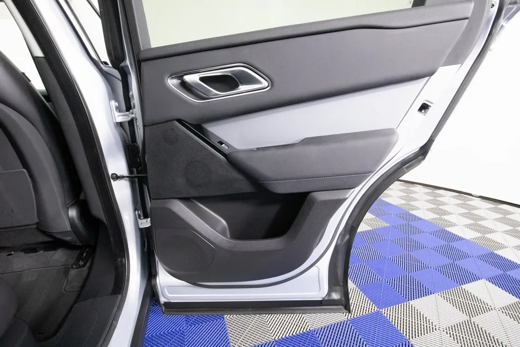 2024 Land Rover Range Rover Velar S photo 19
