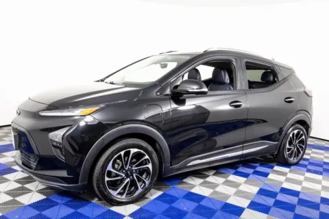 Black 2022 Chevrolet Bolt EUV Premier for sale in Austin, TX
