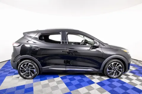 More photos of 2022 Chevrolet Bolt EUV Premier at Apple Sport Imports, TX