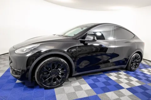 Black 2022 Tesla Model Y Long Range for sale in Austin, TX