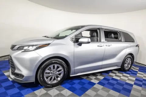 Silver 2023 Toyota Sienna LE for sale in Austin, TX