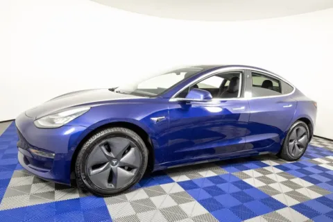 Blue 2018 Tesla Model 3 Long Range for sale in Austin, TX