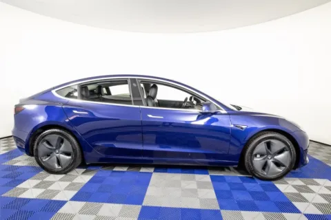 More photos of 2018 Tesla Model 3 Long Range at Apple Sport Imports, TX