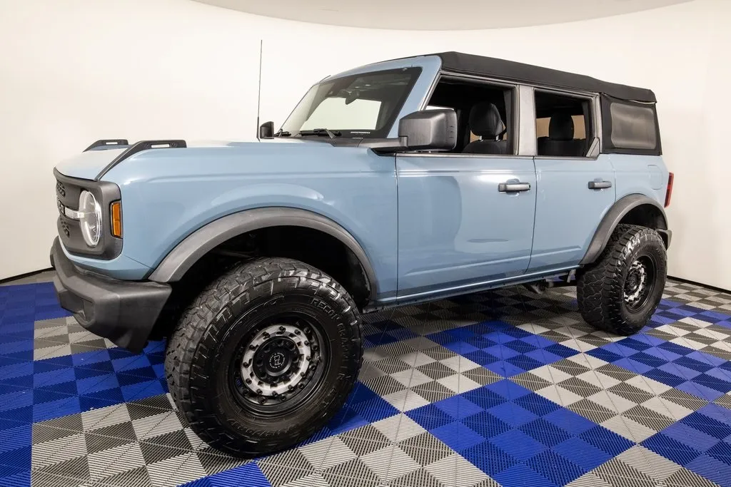 Blue 2023 Ford Bronco for sale in Austin, TX