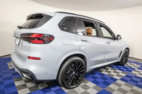 More photos of 2024 BMW X5 xDrive40i at Apple Sport Imports, TX