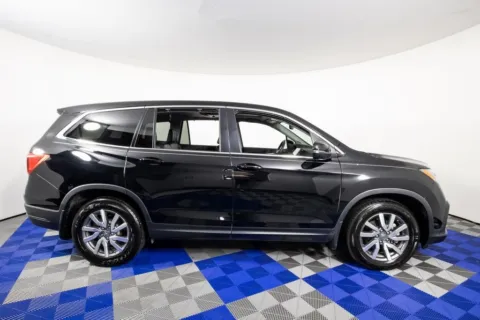 Another view of 2020 Honda Pilot EX-L for sale in Austin, TX at Apple Sport Imports