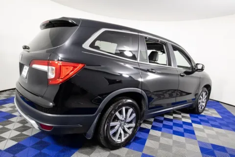 More photos of 2020 Honda Pilot EX-L at Apple Sport Imports, TX
