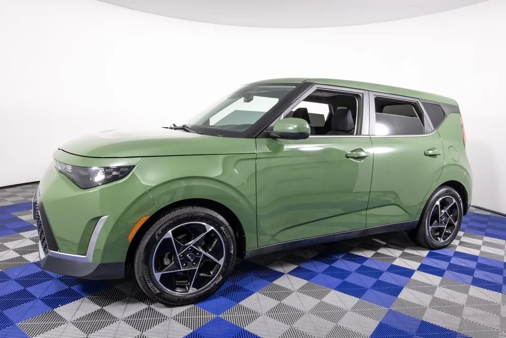 2023 Kia Soul EX